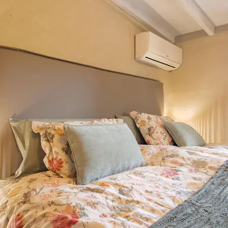 Casa De Suenos Holiday home Comares